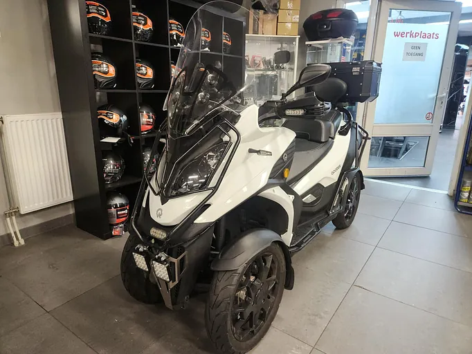 QOODER QV4 STEINBOCK 2019 12000KM TOPSTAAT