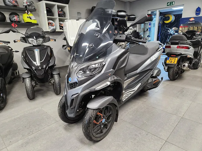 Piaggio MP3 530 HPE 